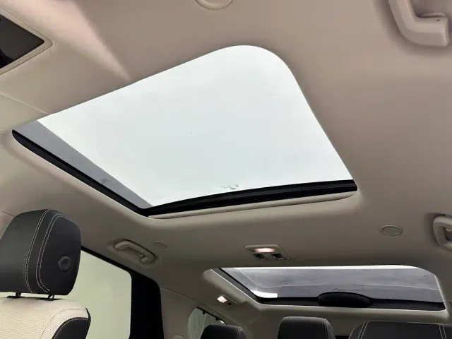 Land Rover Discovery — Фото автомобиля 13