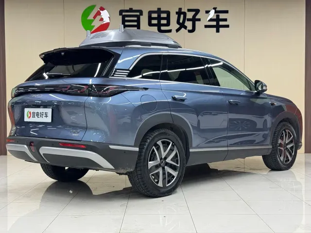 BYD Hai Shi 07 DM-i — Фото автомобиля 5