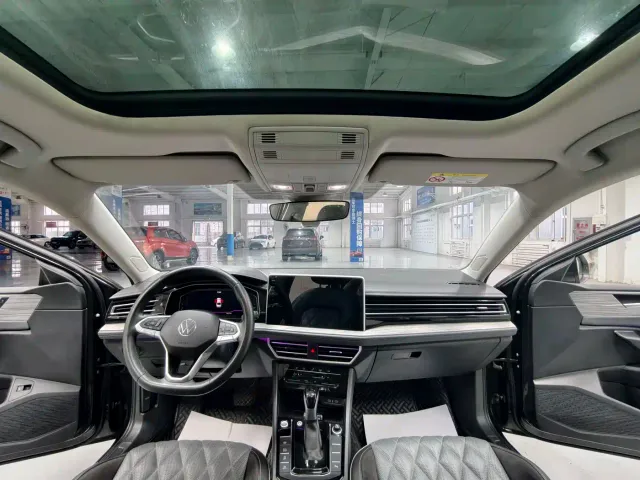 Volkswagen Sagitar 2024 300TSI DSG Excellence Edition — Фото автомобиля 11