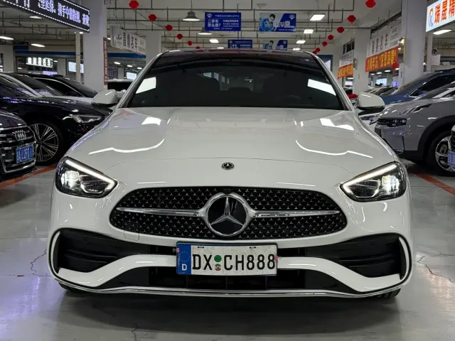 Mercedes-Benz C-Class — Фото автомобиля 2