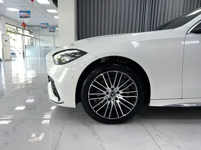 Mercedes-Benz C-Class — Фото автомобиля 19