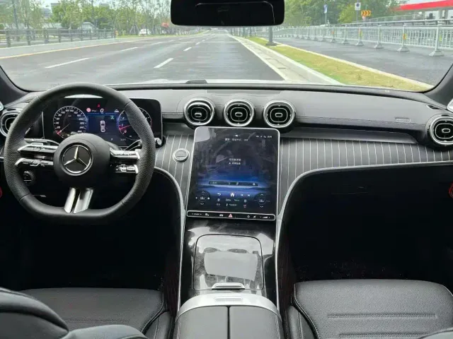 Mercedes-Benz C-Class — Фото автомобиля 4