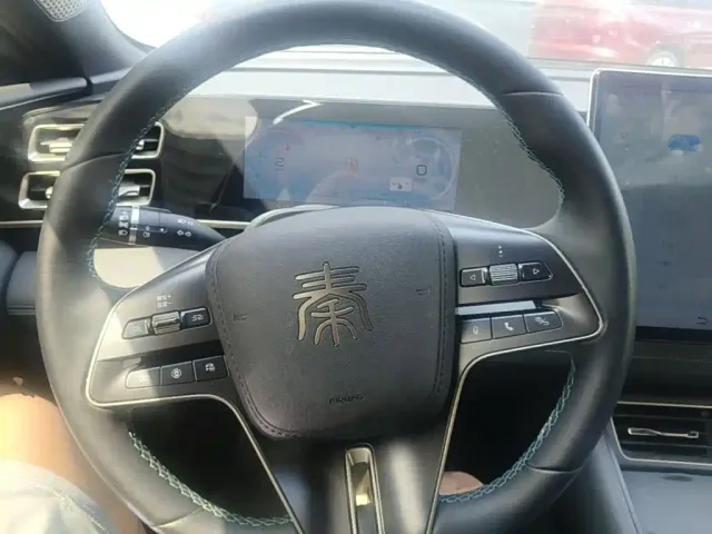 BYD Qin L — Фото автомобиля 10