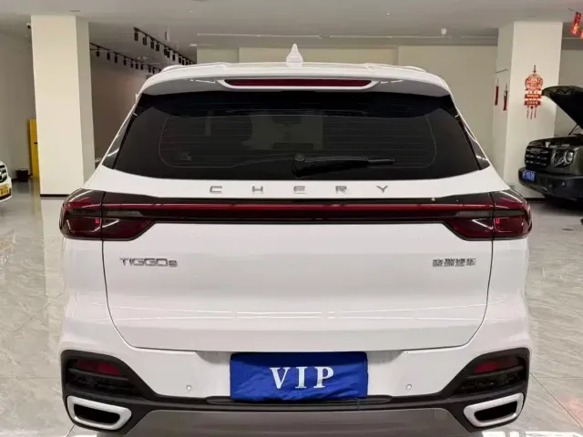 Chery Tiggo 8 — Фото автомобиля 5