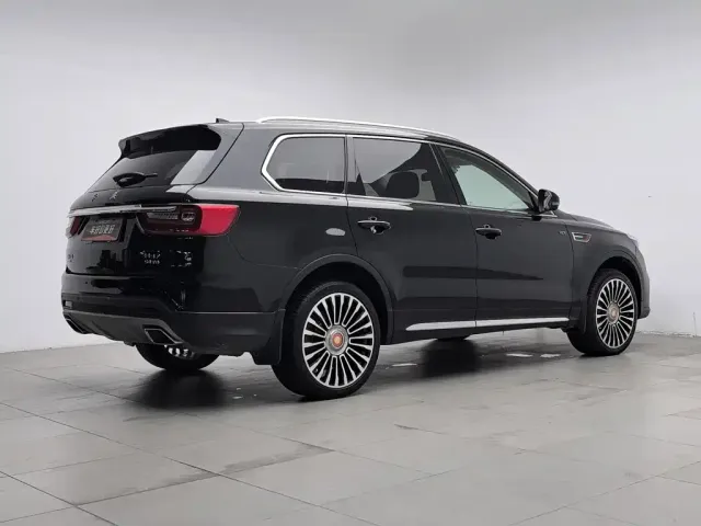 Hongqi HS7 — Фото автомобиля 2