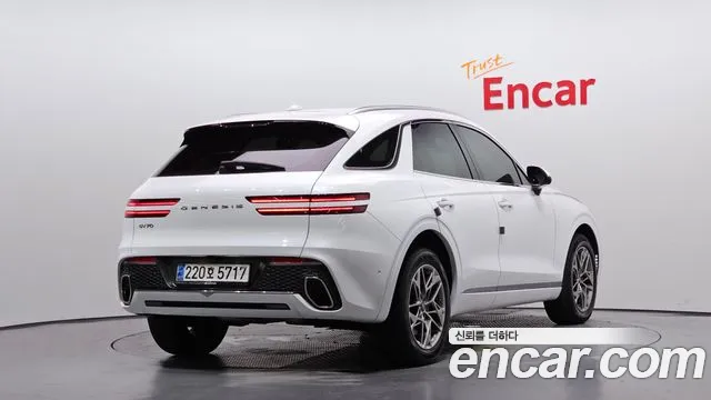 Genesis GV70 2.5T Бензин 2WD — Фото автомобиля 2