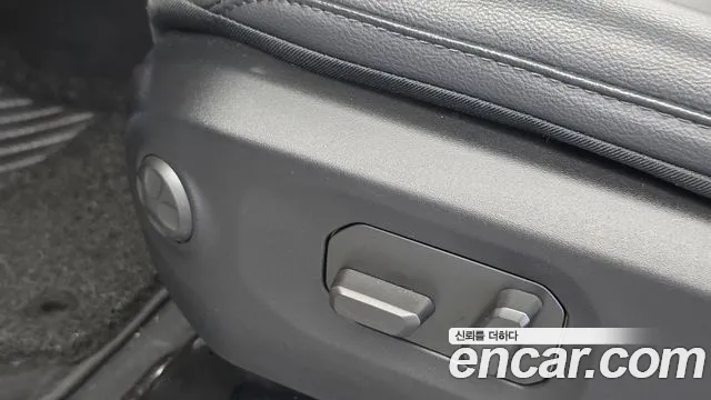 Jeep Wrangler JL — Фото автомобиля 17