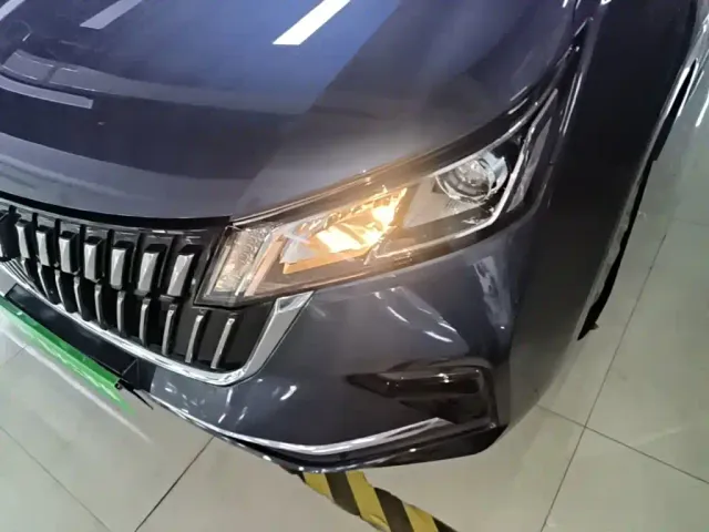Wuling Jiachen — Фото автомобиля 23