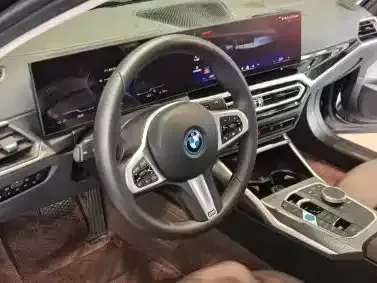 BMW i3 — Фото автомобиля 15