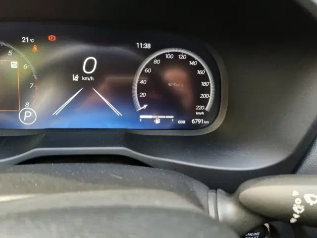 Toyota RAV4 — Фото автомобиля 4