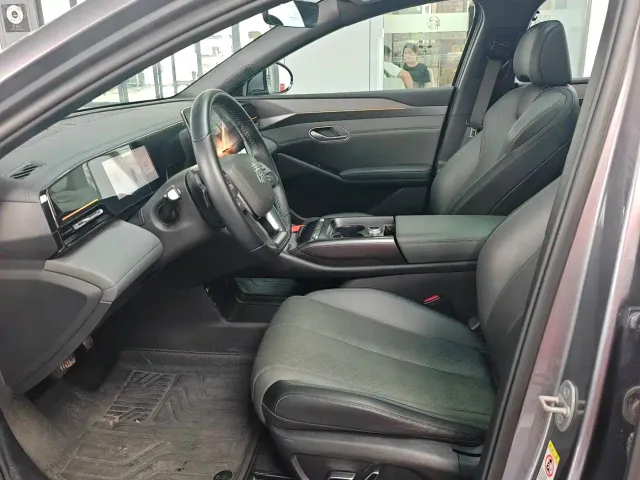 BYD Qin L — Фото автомобиля 4