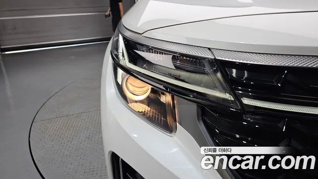Kia Seltos Бензин 1.6 турбо 2WD — Фото автомобиля 22