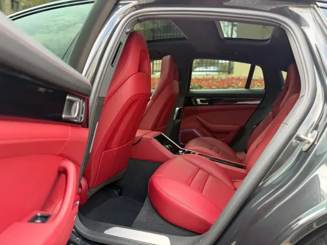 Porsche Panamera — Фото автомобиля 8