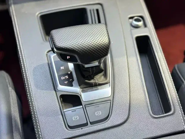 Audi Q5L — Фото автомобиля 21