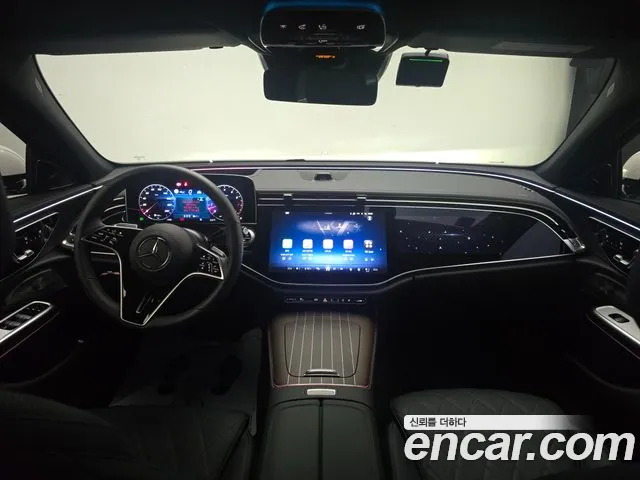 Mercedes-Benz E-Class — Фото автомобиля 7