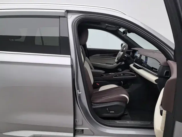 Geely Xingyue L — Фото автомобиля 23