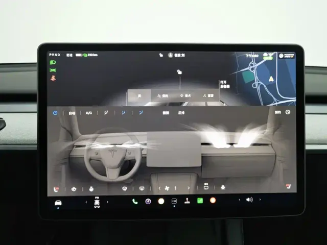 Tesla Model Y — Фото автомобиля 12