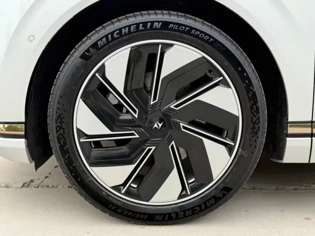 Dongfeng eπ 008 — Фото автомобиля 10