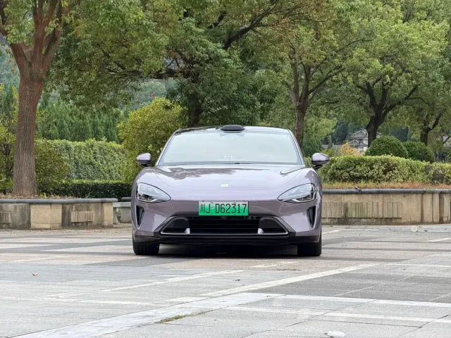 Xiaomi SU7 — Фото автомобиля 2