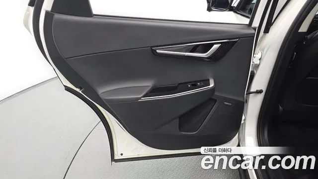Kia EV6 — Фото автомобиля 23