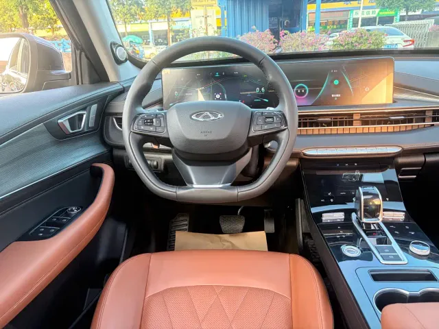 Chery Tiggo 8 PLUS — Фото автомобиля 19