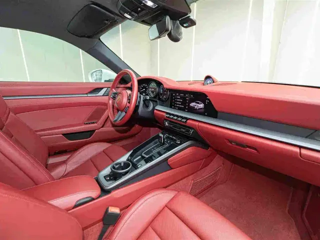 Porsche 911 — Фото автомобиля 14