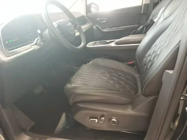 Maxus G90 — Фото автомобиля 14
