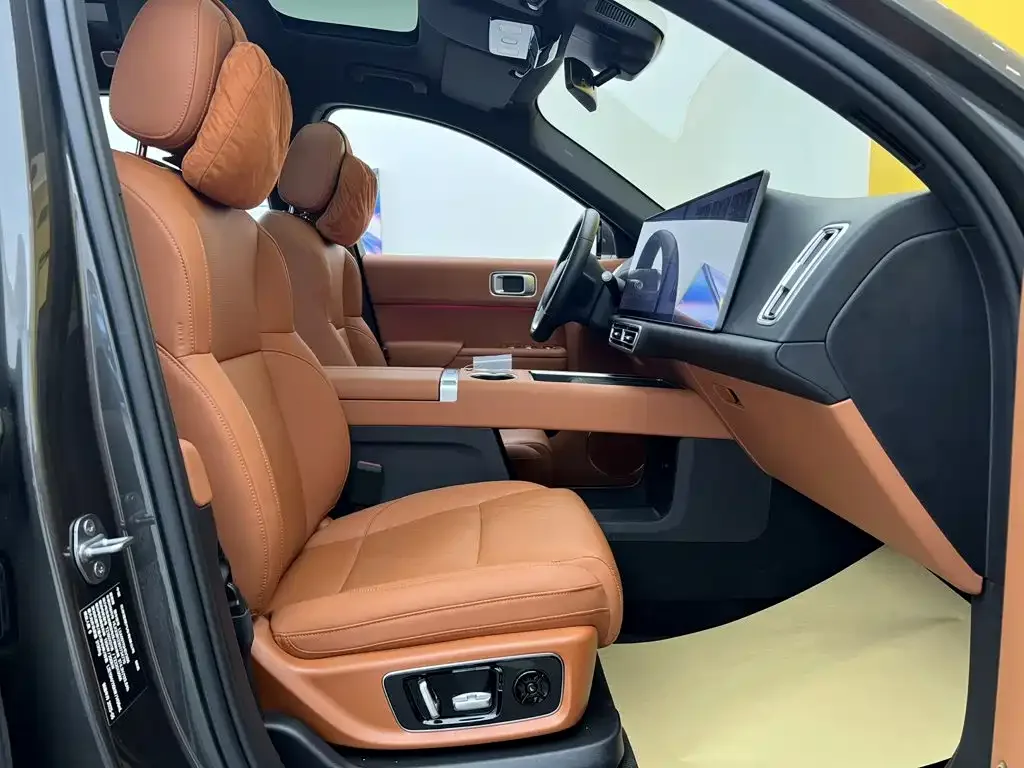 Li Auto Li L8 2025 Ultra Smart Renewal Edition — Фото автомобиля 20