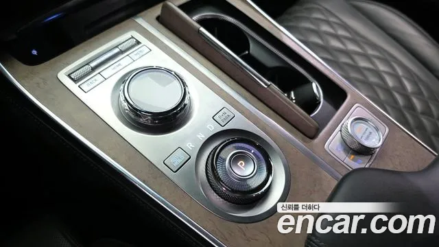 Genesis GV80 2.5T Бензин AWD — Фото автомобиля 8