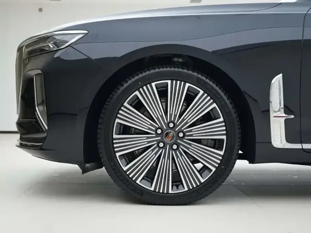 Hongqi H9 — Фото автомобиля 14