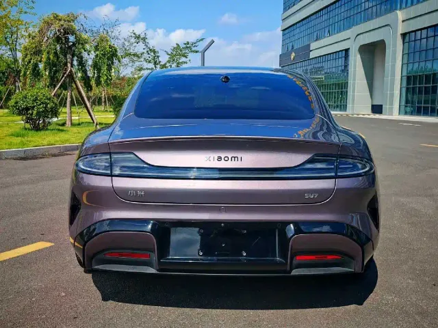 Xiaomi SU7 — Фото автомобиля 5