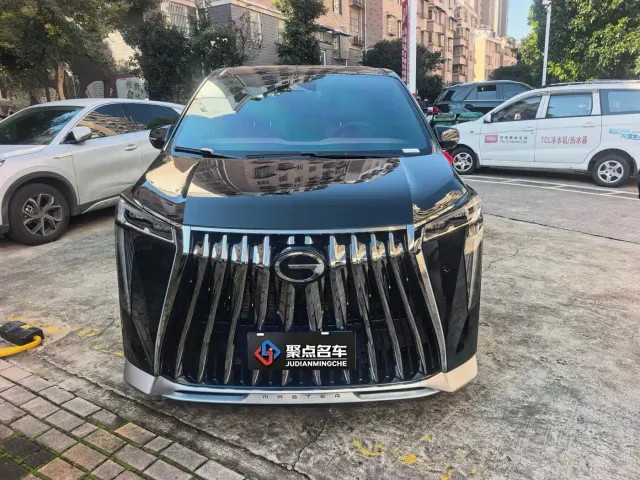 GAC Trumpchi M8 — Фото автомобиля 3