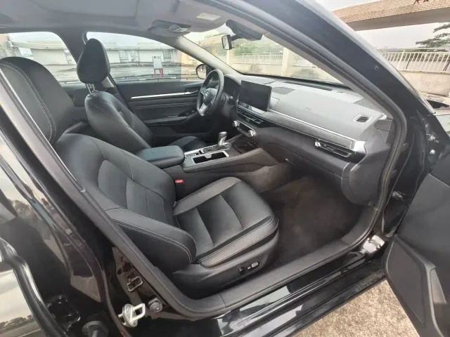 Nissan Teana — Фото автомобиля 14