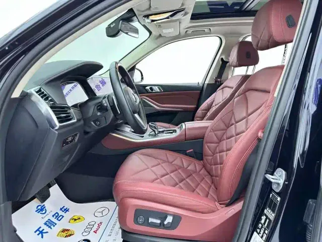 BMW X5 — Фото автомобиля 10