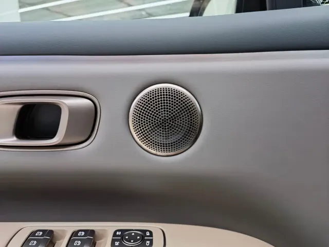 Li Auto i6 — Фото автомобиля 12