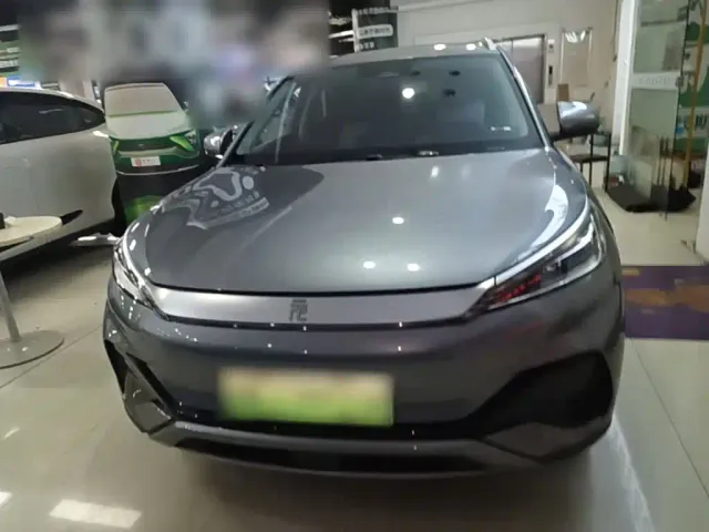 BYD Yuan PLUS — Фото автомобиля 2