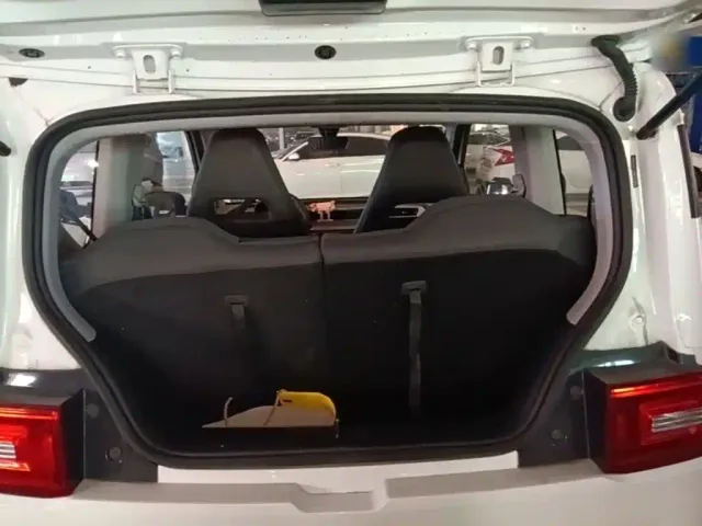 Wuling Hongguang Mini EV — Фото автомобиля 18