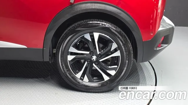 Peugeot 2008 2nd Gen — Фото автомобиля 6
