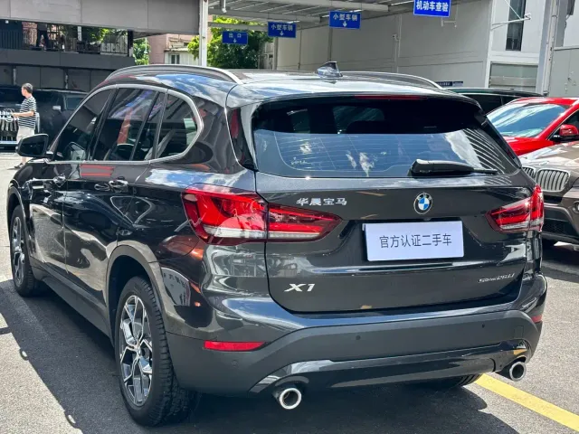 BMW BMW X1 2022 sDrive25Li Leading — Фото автомобиля 6