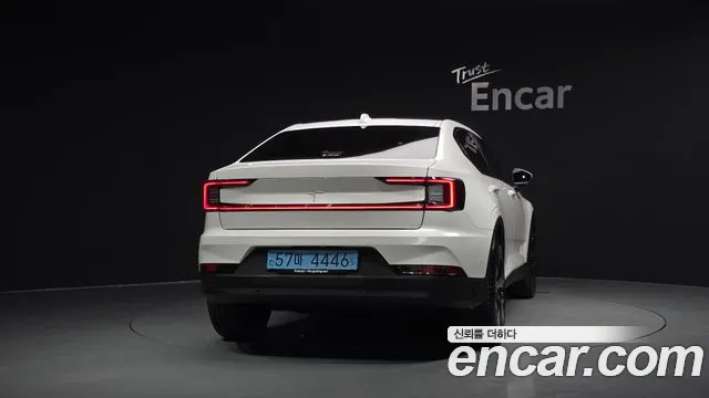 Polestar Polestar 2 — Фото автомобиля 4