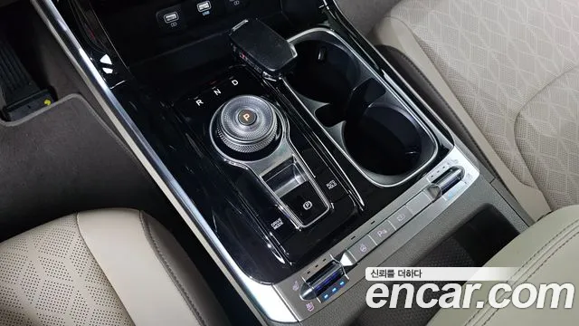 Kia Canival Carnival 4 поколение Бензин 9 мест Noblesse — Фото автомобиля 9