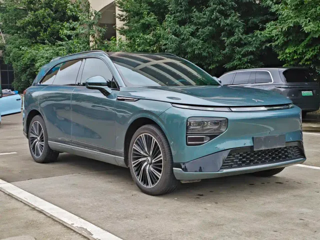 Xpeng G9 — Фото автомобиля 3