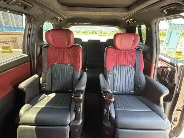 GAC Trumpchi M8 — Фото автомобиля 6