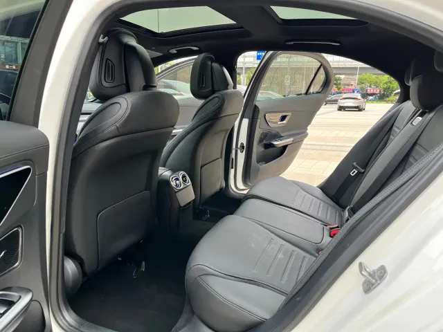 Mercedes-Benz C-Class — Фото автомобиля 8
