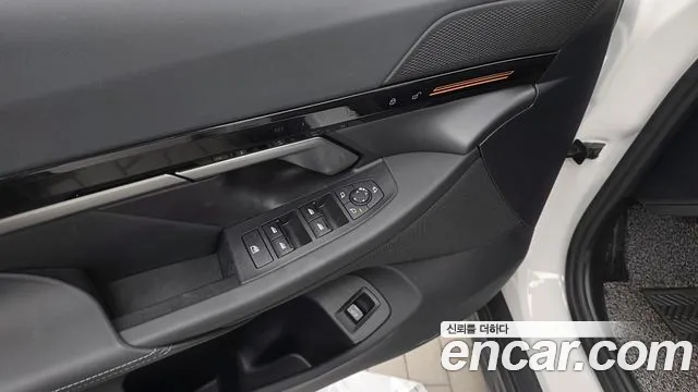 BMW 5 Series G60 — Фото автомобиля 28