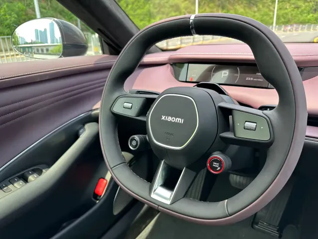 Xiaomi SU7 — Фото автомобиля 11