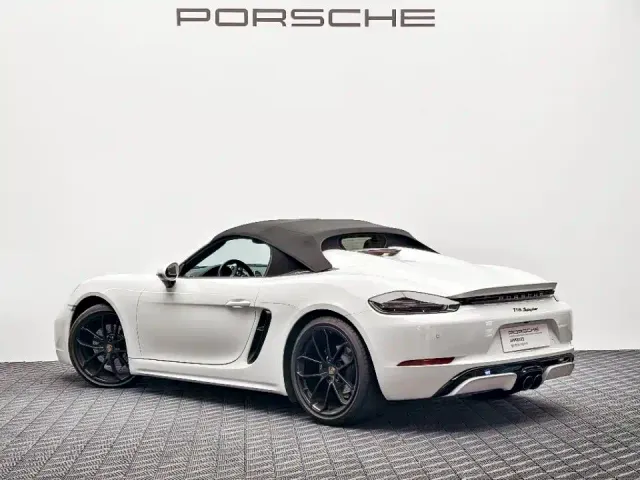 Porsche 718 — Фото автомобиля 6
