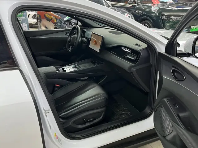 BYD Seal 06 — Фото автомобиля 16