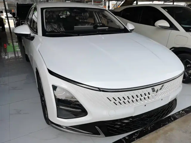 Wuling Starlight — Фото автомобиля 3