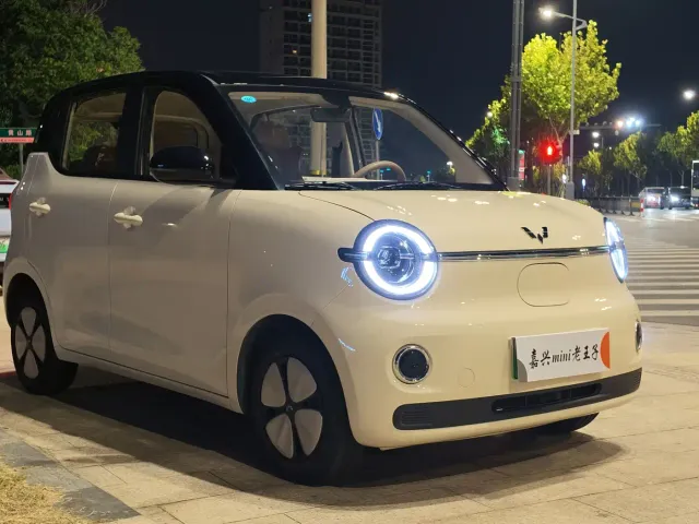 Wuling Hongguang Mini EV — Фото автомобиля 7